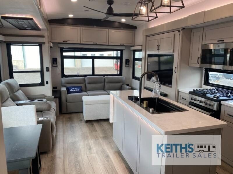 8925 46696 29233488 Jayco North Point 377rlbh