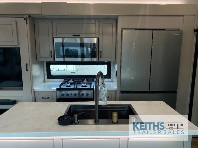 2026 Jayco North Point 377RLBH