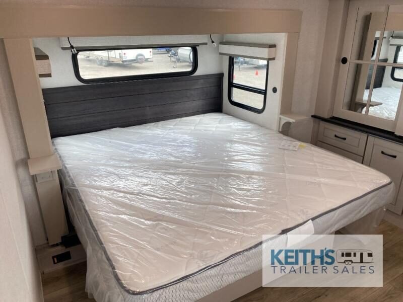 2026 Jayco North Point 377RLBH