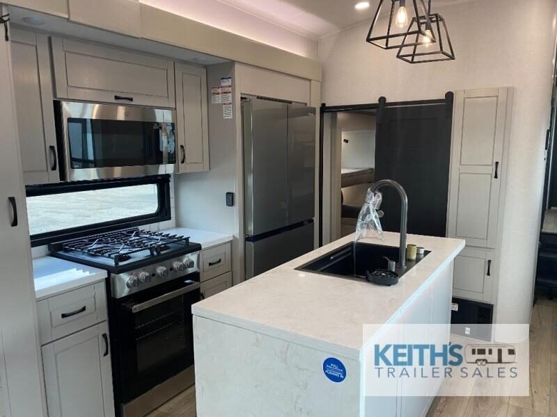 2026 Jayco North Point 377RLBH