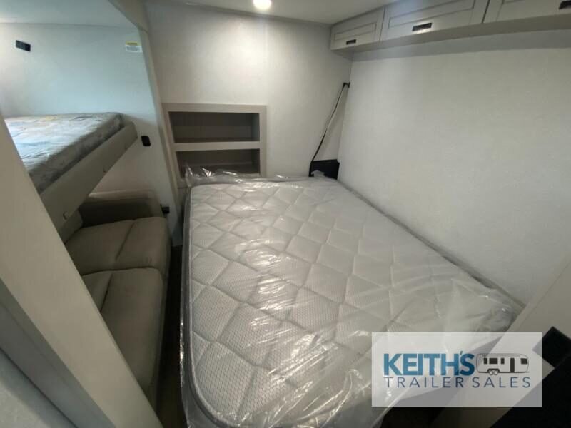 2026 Jayco North Point 377RLBH