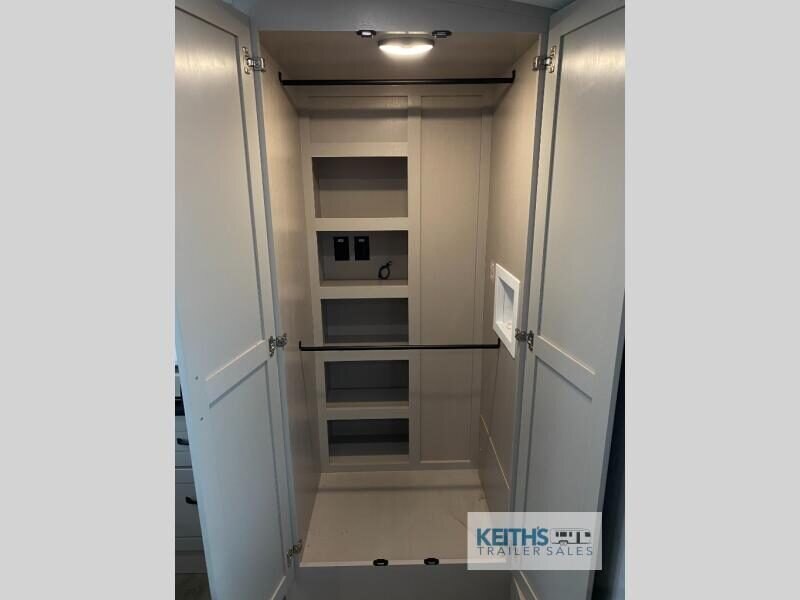 2026 Jayco North Point 377RLBH