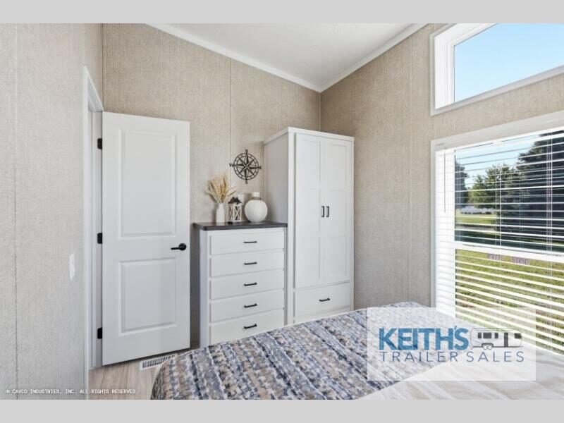 2027 Fairmont COUNTRY MANOR NORTHRIDGE