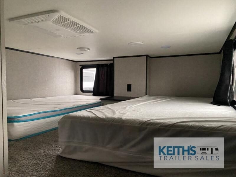 2022 Jayco Jay Flight 40LOFT