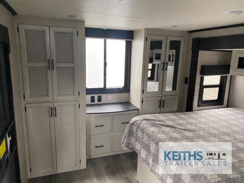 2022 Jayco Jay Flight 40LOFT