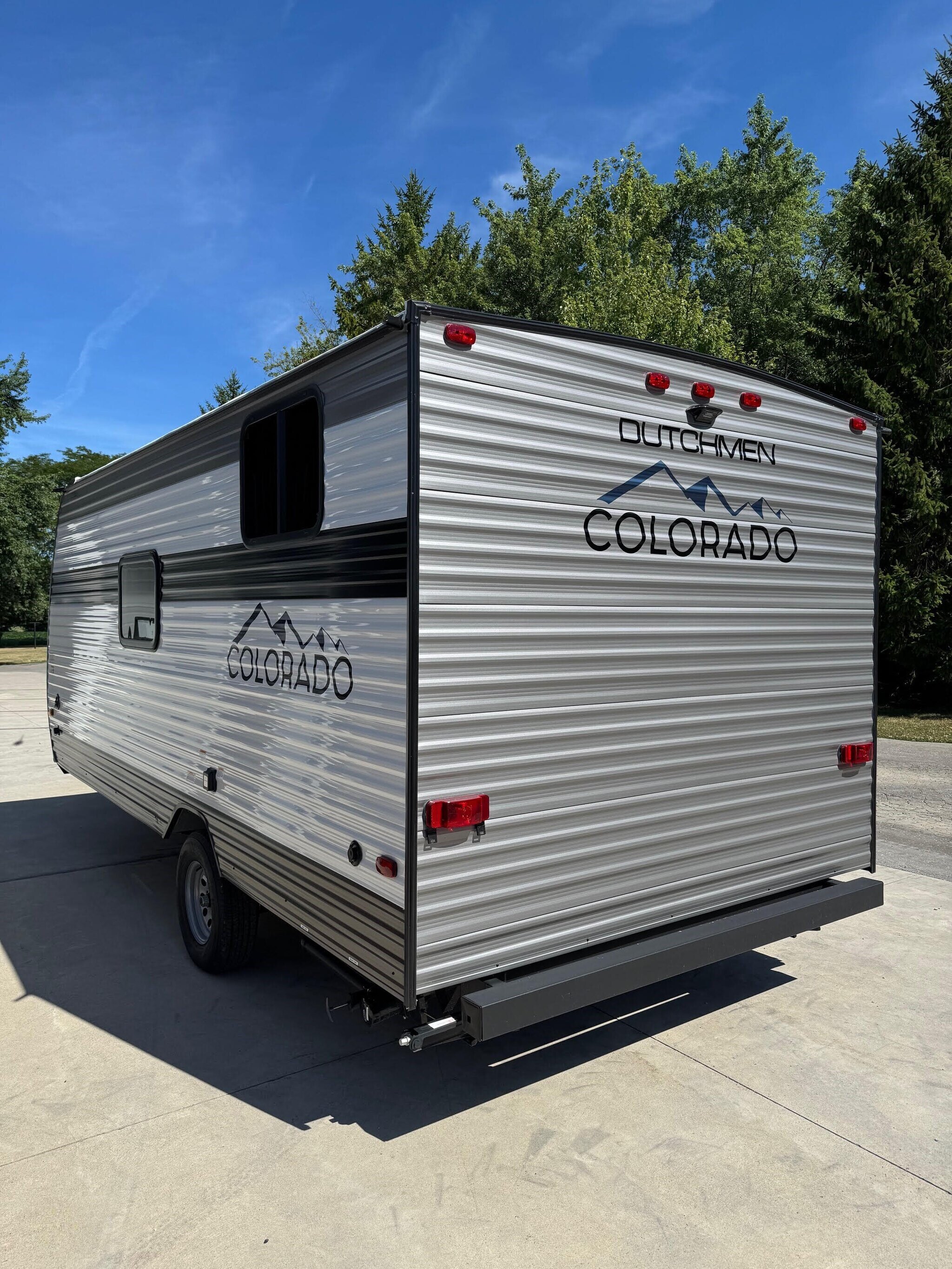 9489 43193 29030328 Dutchmen Rv Colorado 17bhc