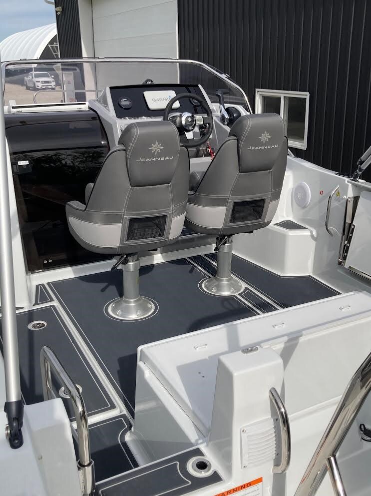 9489 467742 20800043 Jeanneau Leader 65 Wa