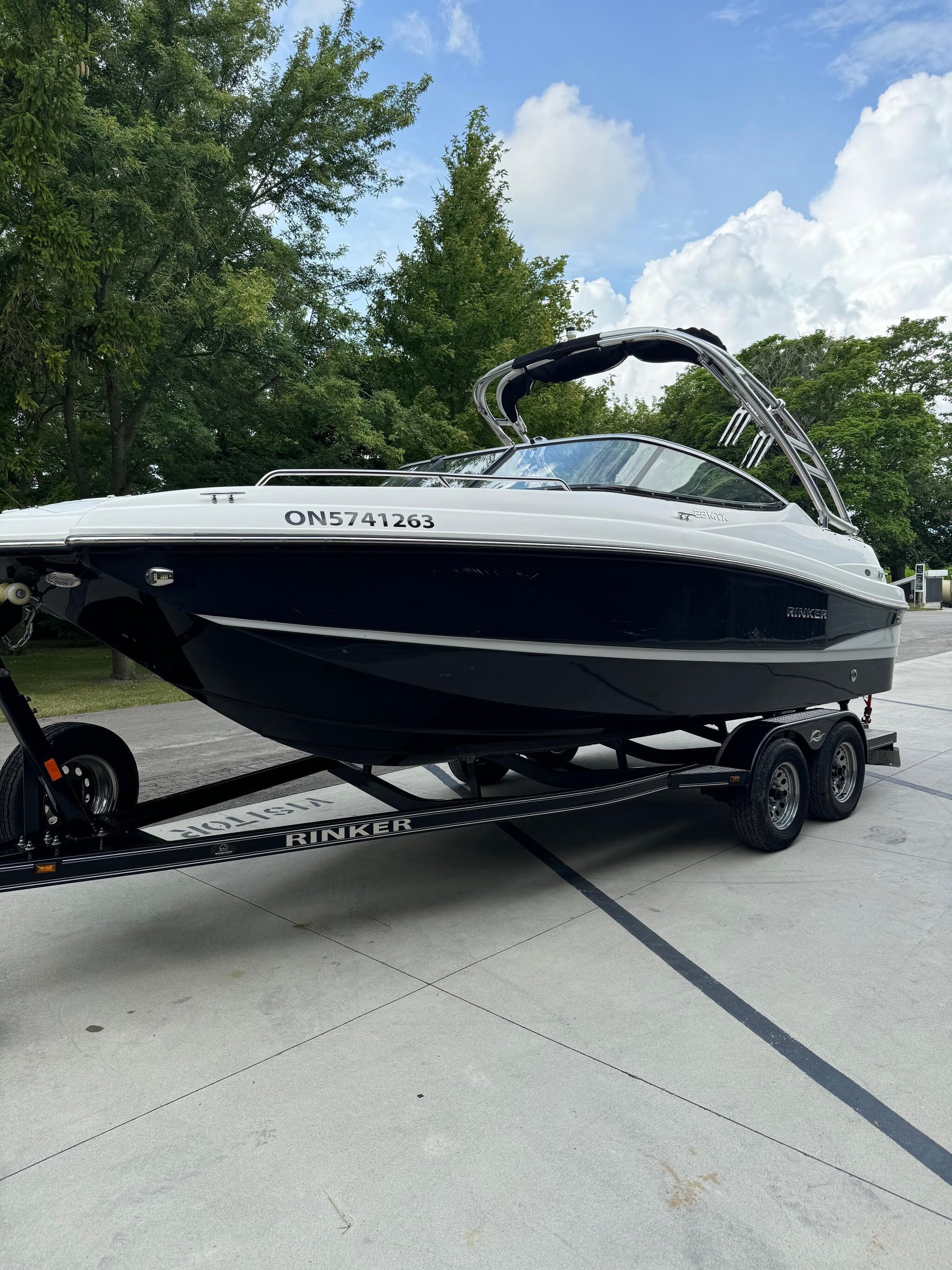 9489 570863 21187520 Rinker 22 Mtx Cc