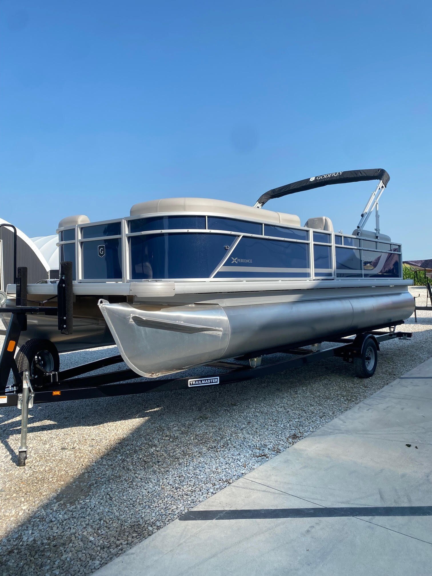 9489 573279 21303213 Godfrey Pontoons 2286sbx