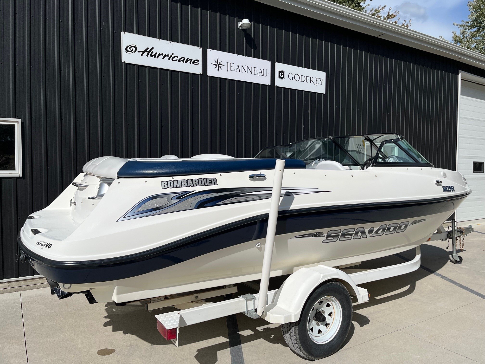 9489 595030 22881334 Sea Doo Utopia 205