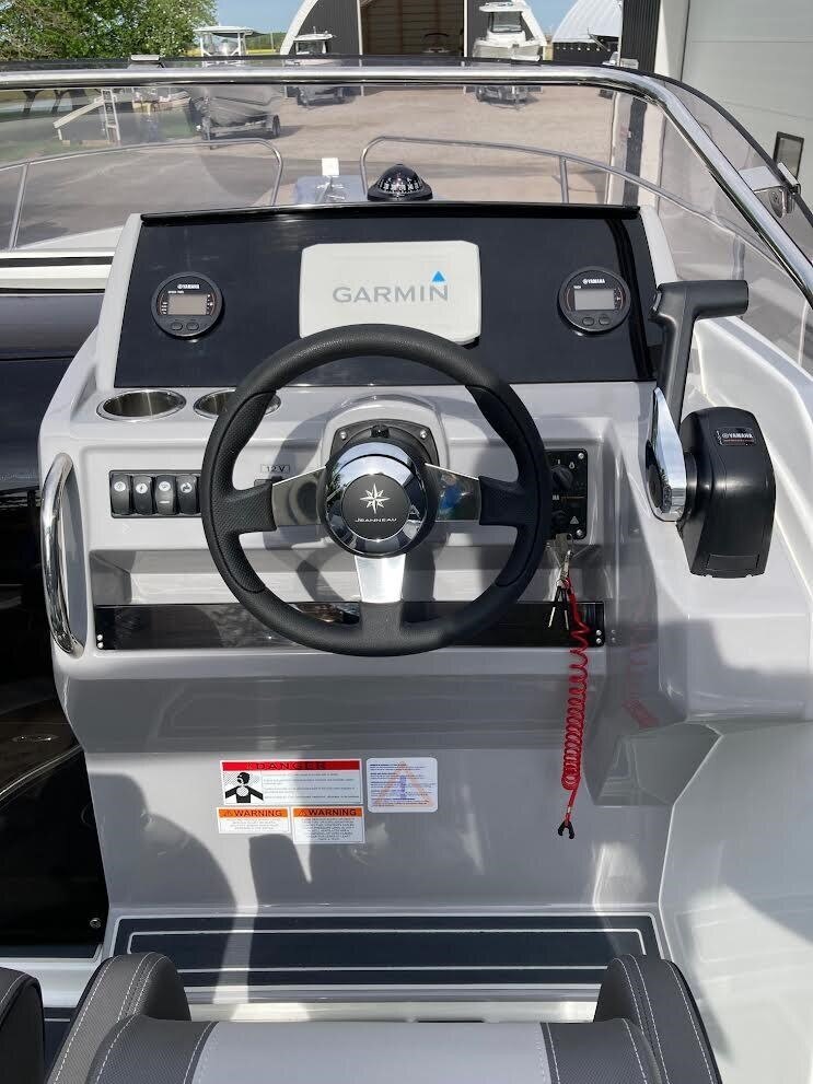 9489 663248 23328911 Jeanneau Leader 65 Wa