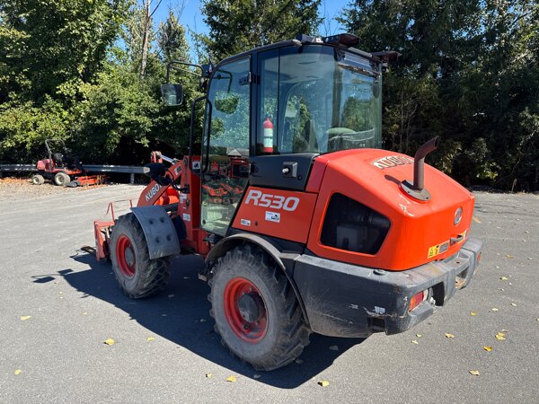 2018 KUBOTA R530C