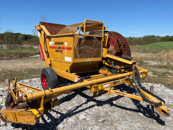  HAYBUSTER 3106