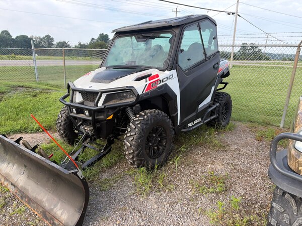 2017 POLARIS 1000 COMMANDER used for sale - photo 1