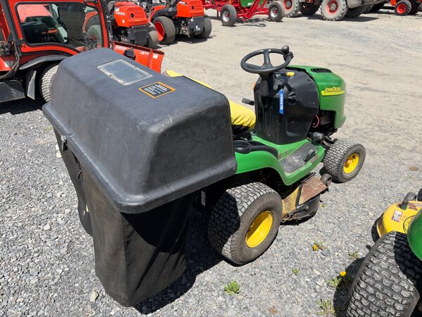 2005 JOHN DEERE L111A used for sale - photo 3