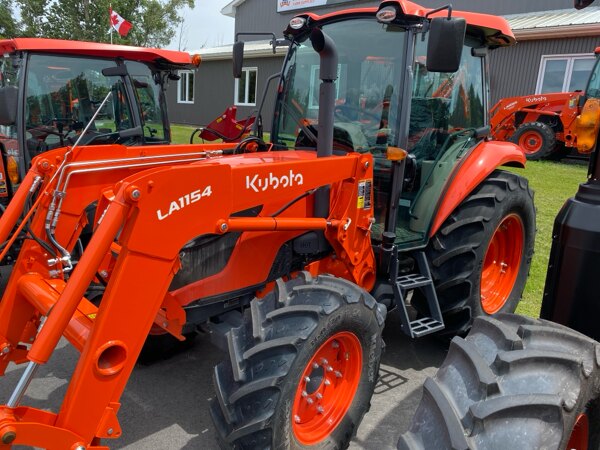 2023 KUBOTA M7060HDCC12