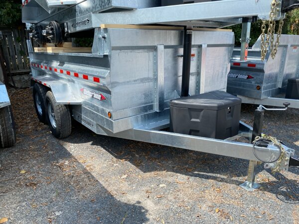 7ab96d2b93eb4e5a8828aa762265542b