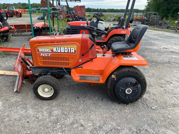 1985 KUBOTA G3200