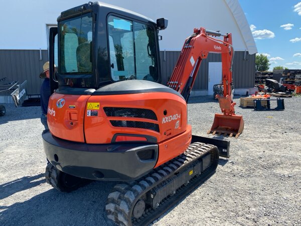 2021 KUBOTA KX040 4G