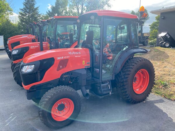 2025 KUBOTA M4N 071HDCC12