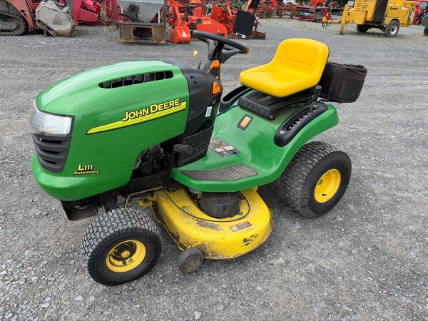 2005 JOHN DEERE L111A used for sale - photo 2