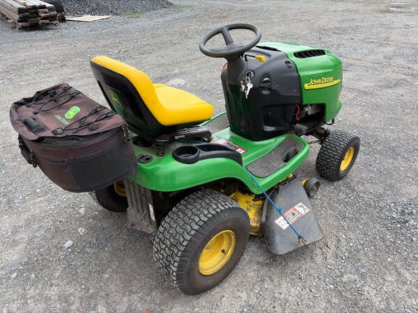 2005 JOHN DEERE L111A used for sale - photo 3