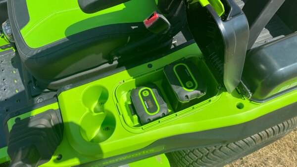 2025 GREENWORKS MZ548