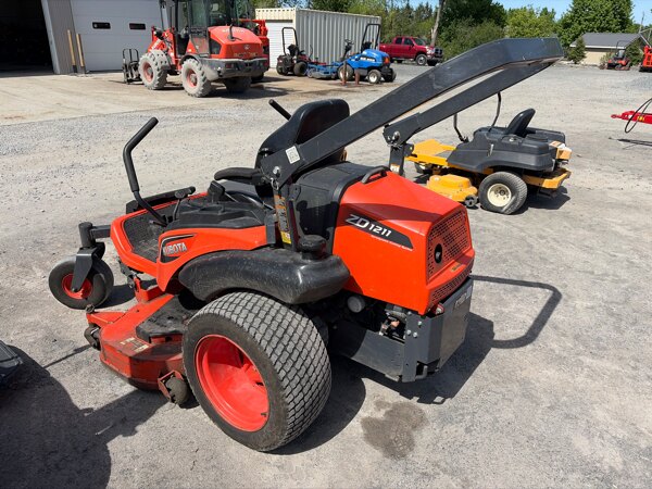 2017 KUBOTA ZD1211 60 used for sale - photo 2