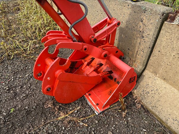KUBOTA BH92 used for sale - photo 2