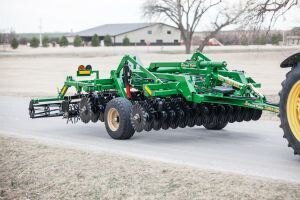 Ee651b73f20f4c82ac3e79a7fb352354