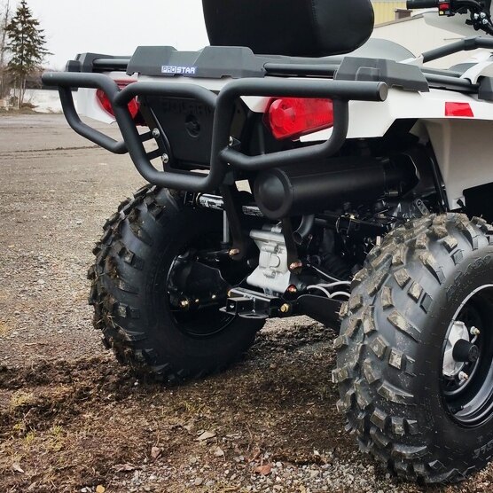 Bison Bumpers Hunter Pare-chocs arrière en acier pour Polaris Noir avec revêtement en poudre, froissé