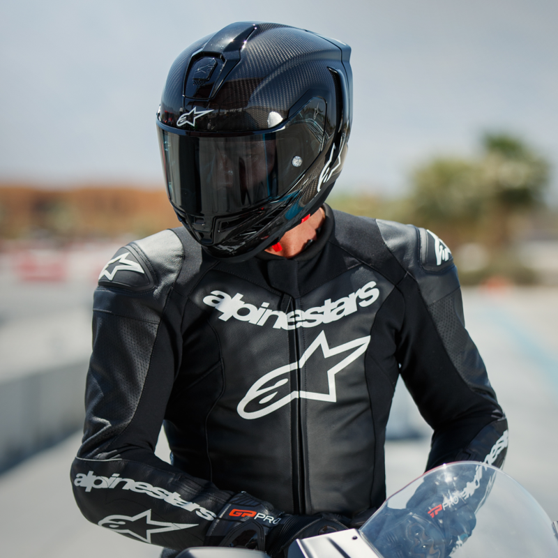 S R10 SOLID HELMET BLK CARB M&G XS