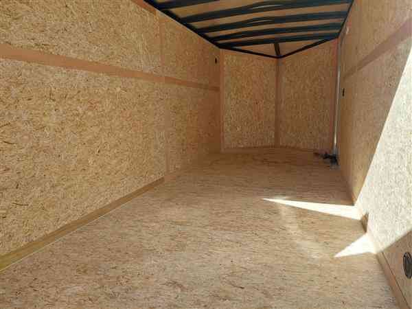 FOREST RIVER ULAFT 7X16 TANDEM AXLE BARN DOOR