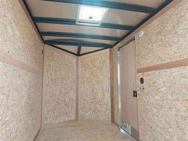 FOREST RIVER ULAFT 6X10 SINGLE AXLE BARN DOOR