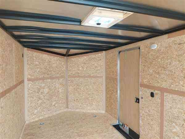 FOREST RIVER ULAFT 8.5X20 TANDEM AXLE RAMP DOOR