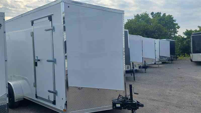 FOREST RIVER ULAFT 7X16 TANDEM AXLE BARN DOOR