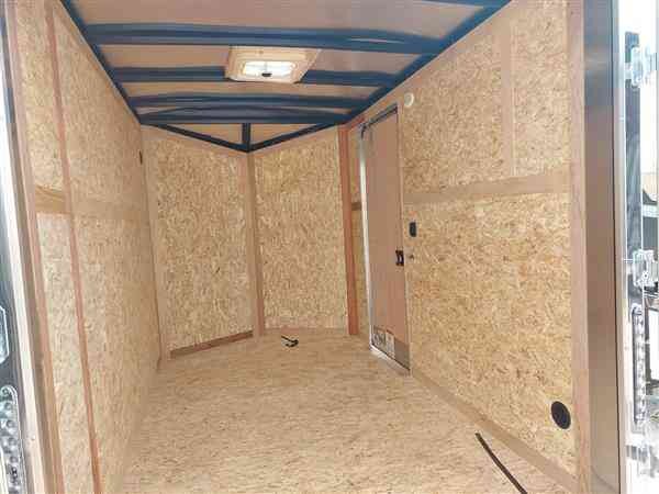 FOREST RIVER ULAFT 6X10 SINGLE AXLE BARN DOOR