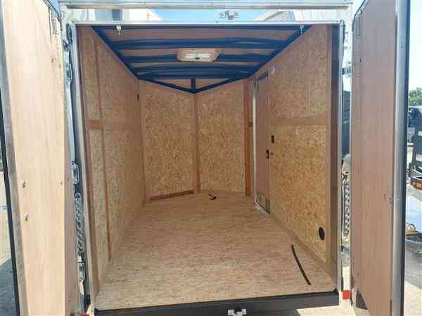 FOREST RIVER ULAFT 6X10 SINGLE AXLE BARN DOOR