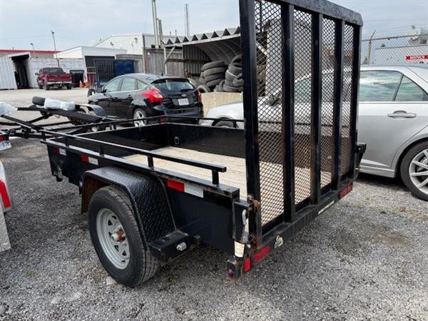 SURE TRAC 5X8 UTILITY