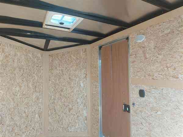 FOREST RIVER ULAFT 6X10 SINGLE AXLE BARN DOOR