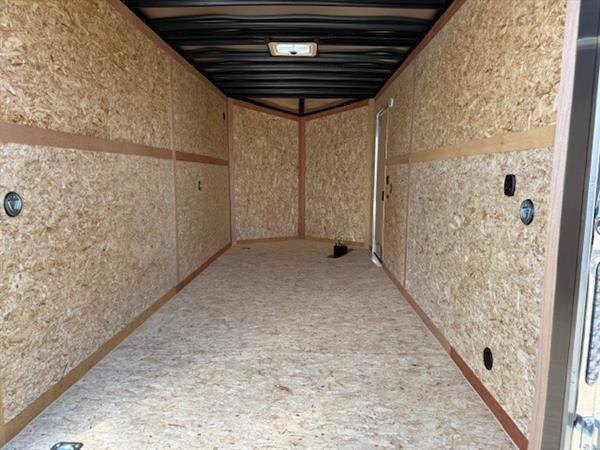 FOREST RIVER ULAFT 7X16 TANDEM AXLE BARN DOOR