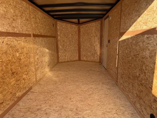 FOREST RIVER USECO 7X14 TANDEM AXLE BARN DOOR