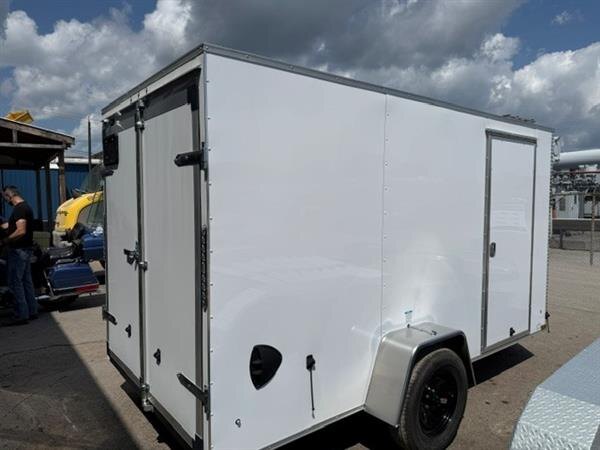FOREST RIVER USECO 6X12 SINGLE AXLE BARN DOOR