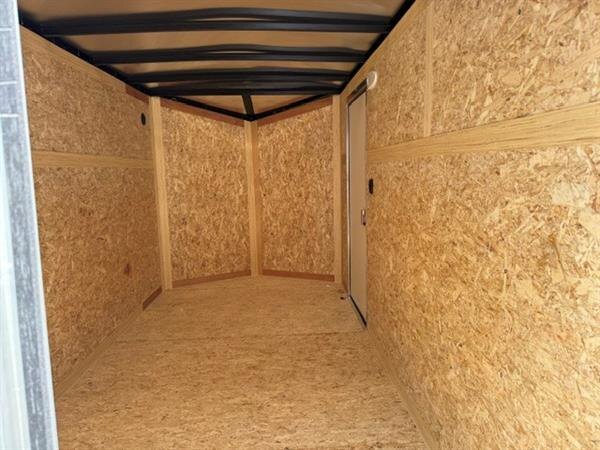 FOREST RIVER USECO 6X12 SINGLE AXLE BARN DOOR