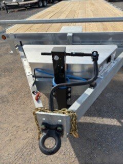 CANADA TRAILERS 8X24 21KTR TILT TRI AXLE