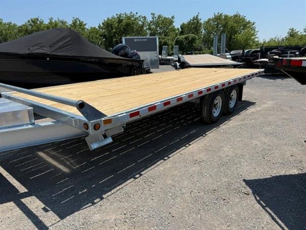 CANADA TRAILERS 102X20 16K STRAIGHT DECK TANDEM AXLE