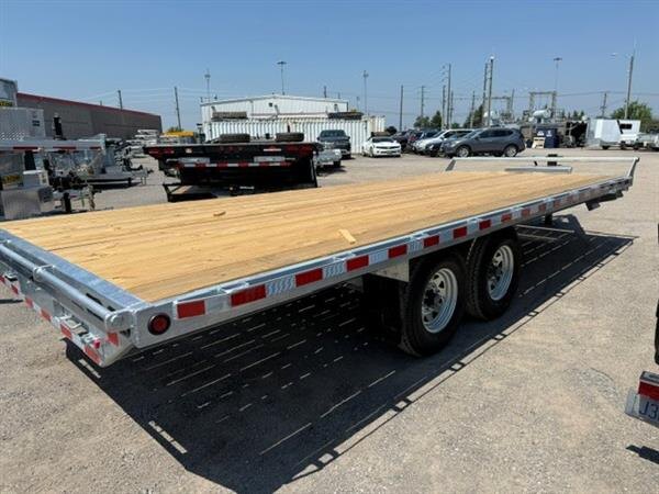 CANADA TRAILERS 102X20 16K STRAIGHT DECK TANDEM AXLE