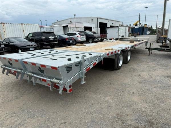CANADA TRAILERS 102X30 DECK OVER TANDEM DUALLY (30KD)