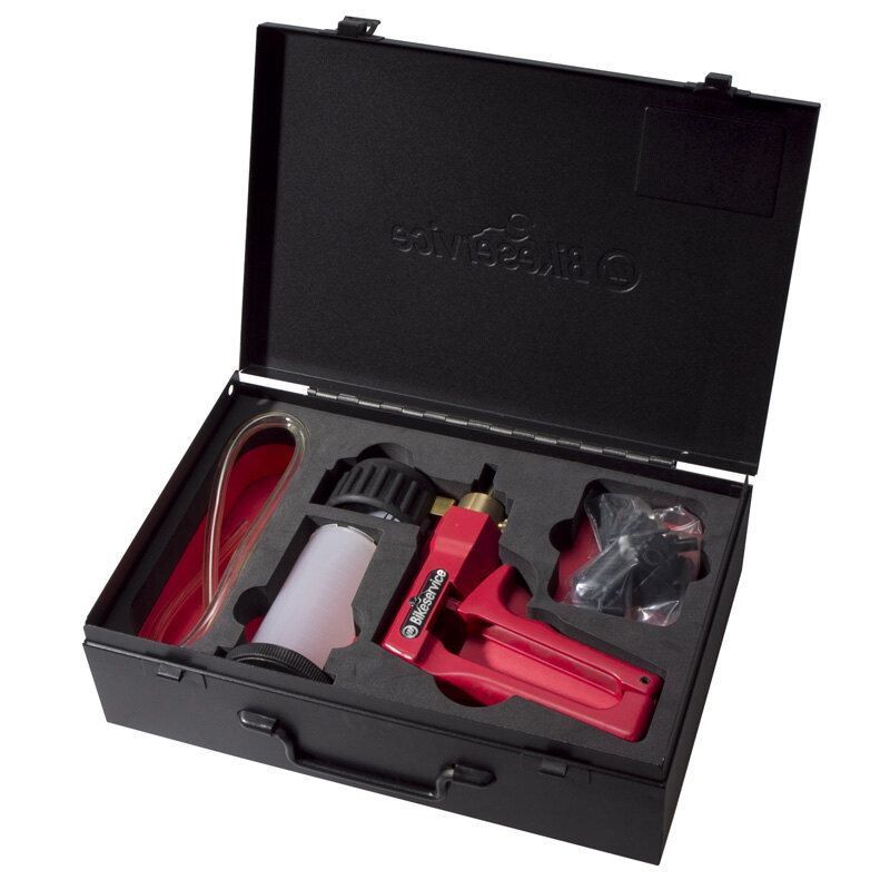 VACUUM PUMP AND BRAKE BLEEDER KIT