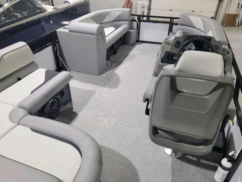 AVALON VENTURE 2185 CRUISE 3 QUILLES 2025